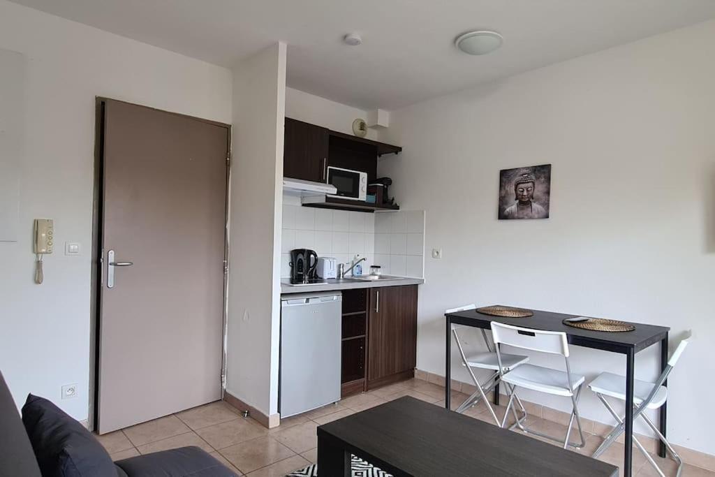 B210 Appartement Disneyland Paris Parking Et Wifi Montevrain Ngoại thất bức ảnh