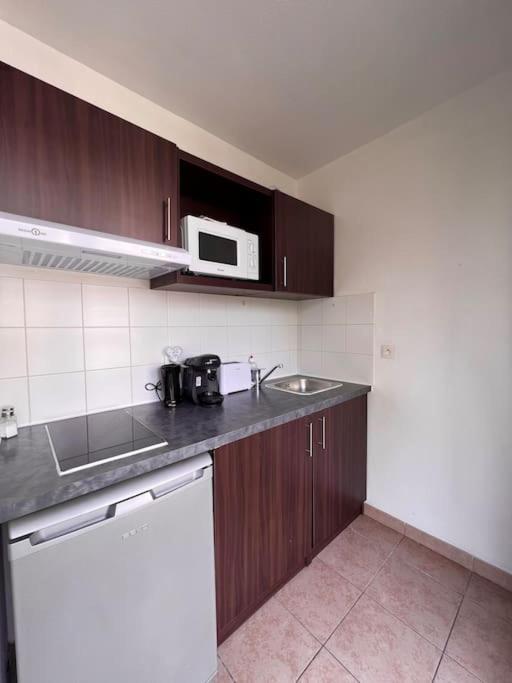 B210 Appartement Disneyland Paris Parking Et Wifi Montevrain Ngoại thất bức ảnh