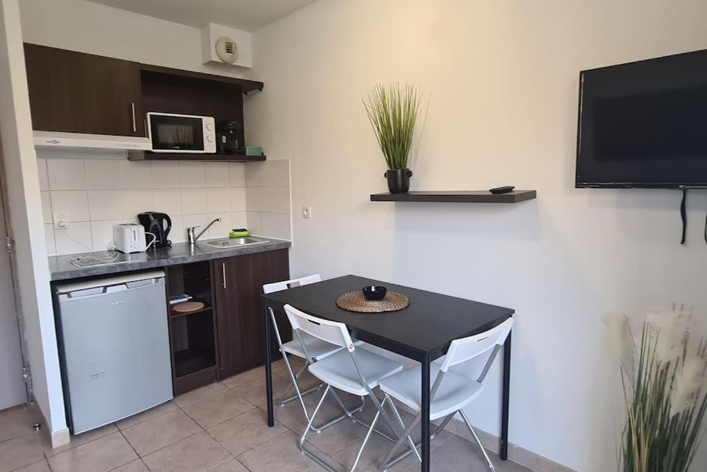 B210 Appartement Disneyland Paris Parking Et Wifi Montevrain Ngoại thất bức ảnh
