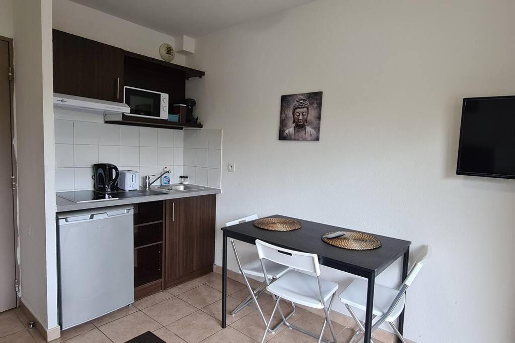 B210 Appartement Disneyland Paris Parking Et Wifi Montevrain Ngoại thất bức ảnh